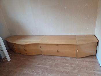 tv bänk bortskänkes