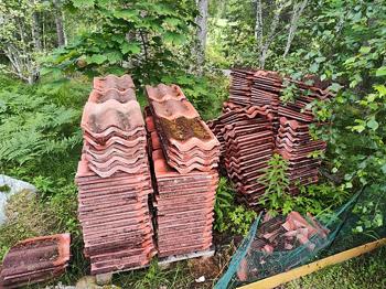 Takpannor bortskänkes