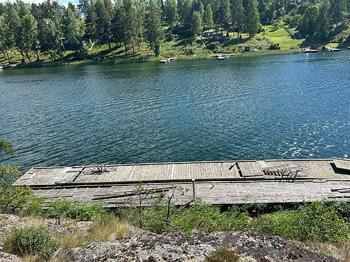 Gratis Träbrygga / flytbrygga att hämta