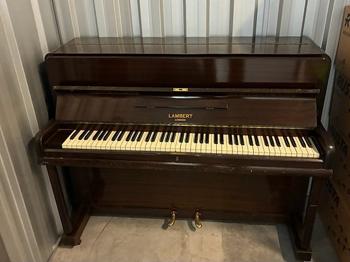 Piano Lambert