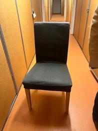 Bortskänktes 4 Ikea stolar