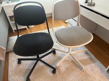 2 skrivbordsstolar, IKEA Örfjäll. BORTSKÄNKES