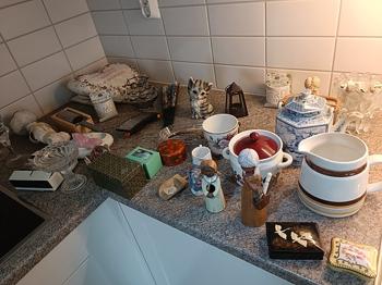 Mängder av husgeråd