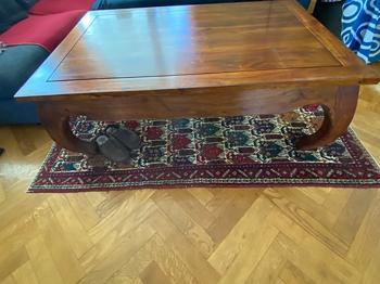 Soffbord trä rektangulärt brun.  Bortskänkes p.g.a.. flytt.