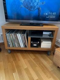 TV Bänk i Ekfanér