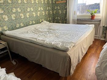 IKEA säng med resårbotten