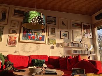 Röd soffa - bortskänkes mot hämtning