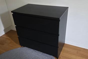 Malm byrå bortskänkes