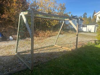 Skänkes