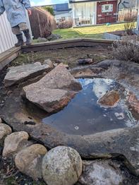 Liten damm bortskänkes