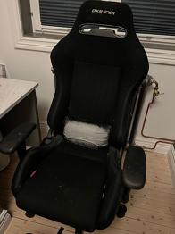 DXRACER Gamingstol Bortskänkes fullt fungerande