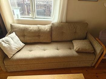 Bäddsoffa bortskänkes