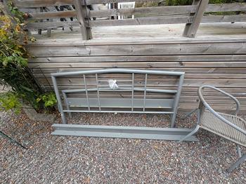 Metallsängram – bortskänkes