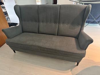 Strandmon 3 sitssoffa bortskänkes