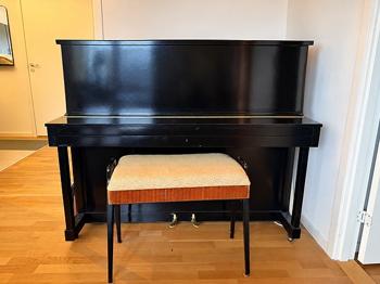 Piano bortskänkes