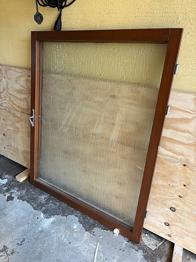 Fönster bortskänkes!