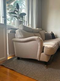 Bortskänkes soffa