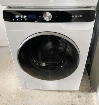 Samsung tvättmaskin bortskänkes
