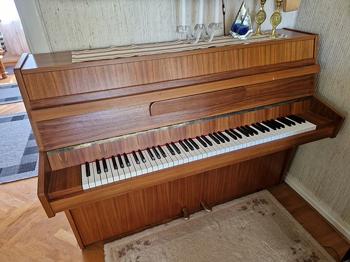 Piano - Bortskänkes