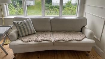 3-sitsig soffa bortskänkes