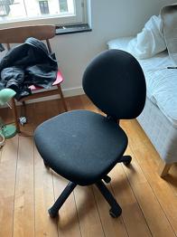 Kontorsstol bortskänkes