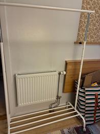 Klädstång från IKEA bortskänkes - gratis!