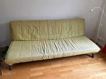 Bäddsoffa bortskänkes