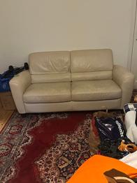 Tvåsittssoffa bortskänkes