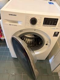 Samsung tvättmaskin bortskänkes