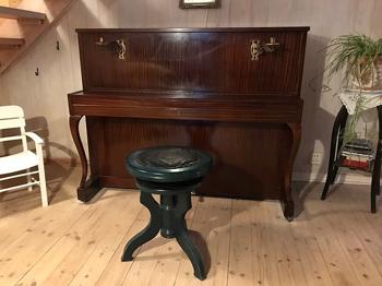 Piano bortskänkes mot avhämtning (Hornung & Møller)