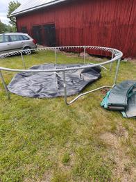 Studsmatta Bortskänkes