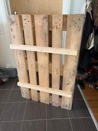 Träpall / lastpall bortskänkes