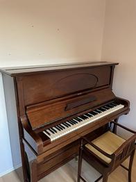 Piano bortskänkes