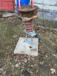 Bortskänkes fjädergunga renoveringsobjekt