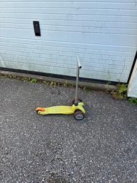 Kickbike gul med tre hjul