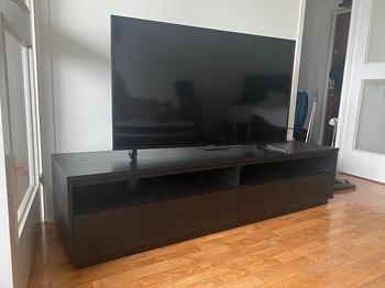 Tv bänk med förvaring