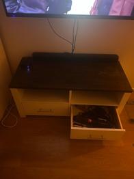 TV-bänk