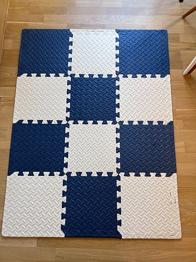 Lekmatta i skum pussel