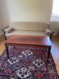 Bäddsoffa + soffbord skänkes