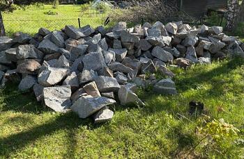 Ca 20 ton stenblock / sprängsten för mur eller trädgård