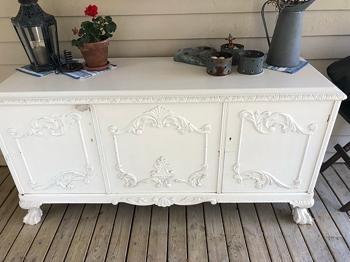 Sideboard