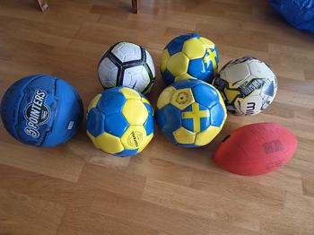 Fotbollar, basketboll, amerikansk fotboll