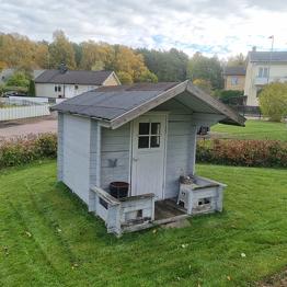 Lekstuga eller förråd