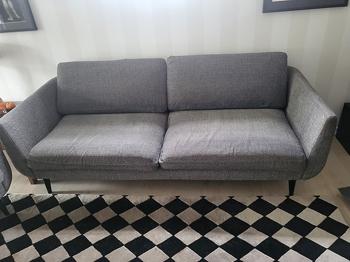 Bortskänkes 1 st soffa IKEA, Smedtorp 3-sits soffa
