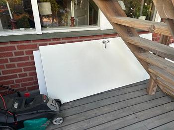 Vita innerdörrar bortskänkes
