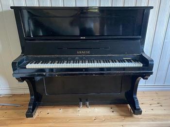 Piano bortskänkes