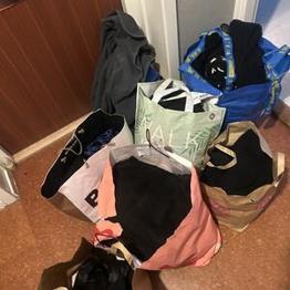 6 påsar kläder