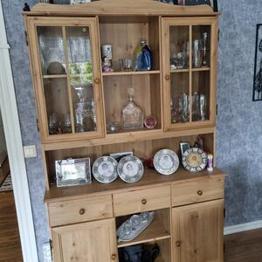 3 skåp skänkes mot egen upphämtning