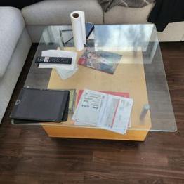 Soffbord med glasskiva