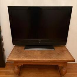 Anderson TV, och tebord